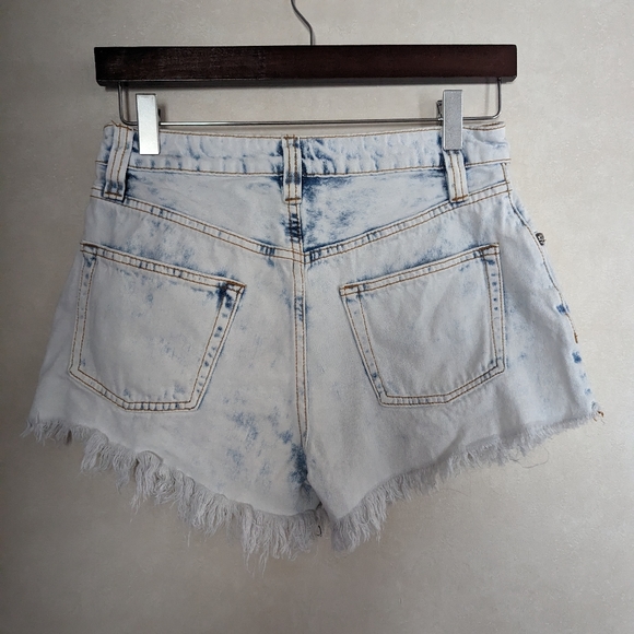 HT Denim Ultra Hi-Rise Shorts - Picture 2 of 10